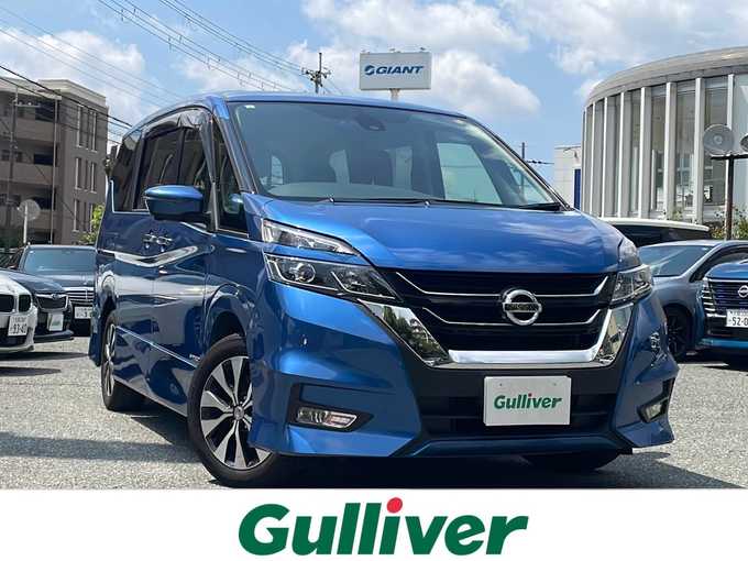 新着情報“セレナハイウェイスター VセレクションⅡ”2019年式シャイニングブルー入荷しました！