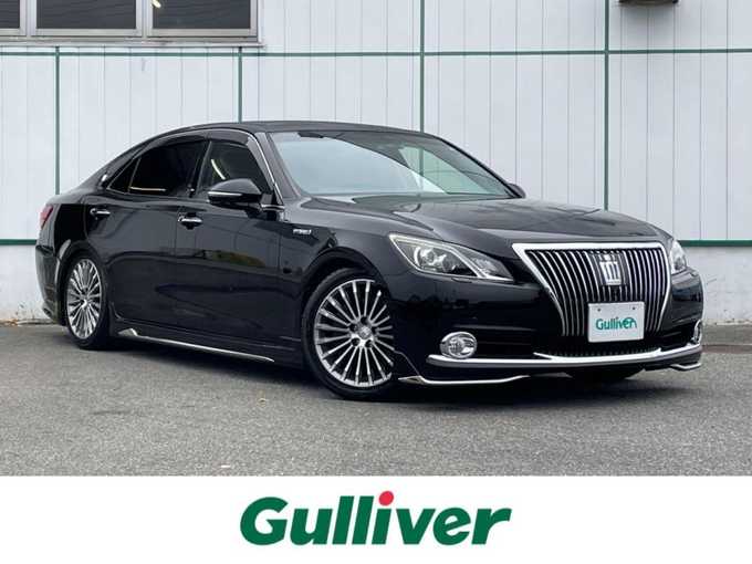 新着情報“クラウンマジェスタFバージョン”2015年式ブラック入荷しました！