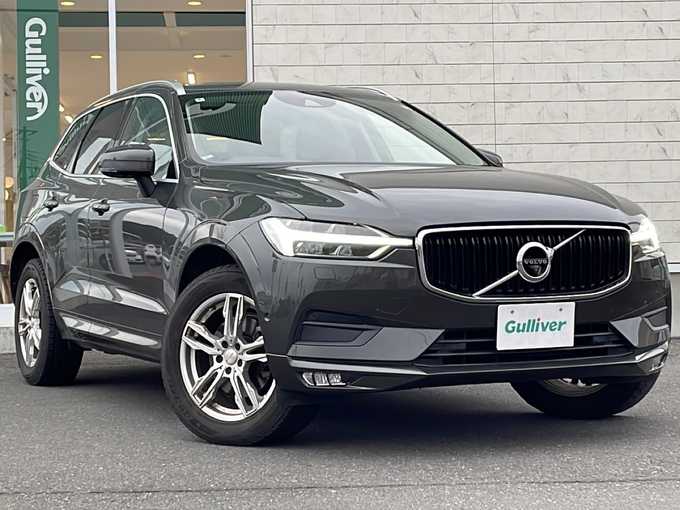 新着情報“ＸＣ６０D4 AWD モーメンタム”2018年式グレー入荷しました！