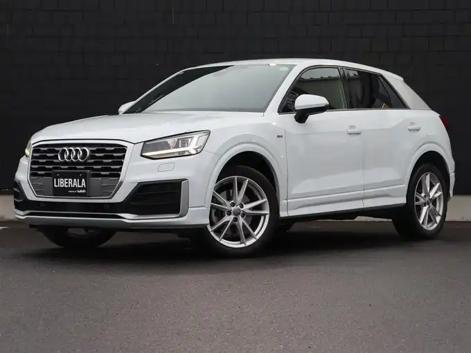 新着情報“Ｑ２30TFSIスポーツ”2019年式白入荷しました！
