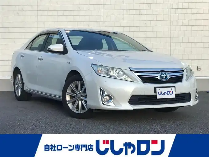 新着情報“カムリハイブリッド”2012年式ホワイトパールクリスタルシャイン入荷しました！