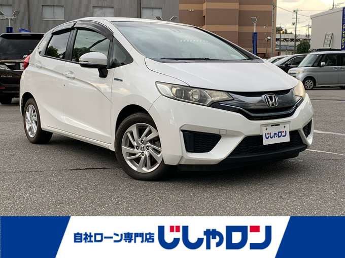 新着情報“フィットハイブリッドハイブリッド・Lパッケージ”2015年式ホワイトオーキッドパール入荷しました！