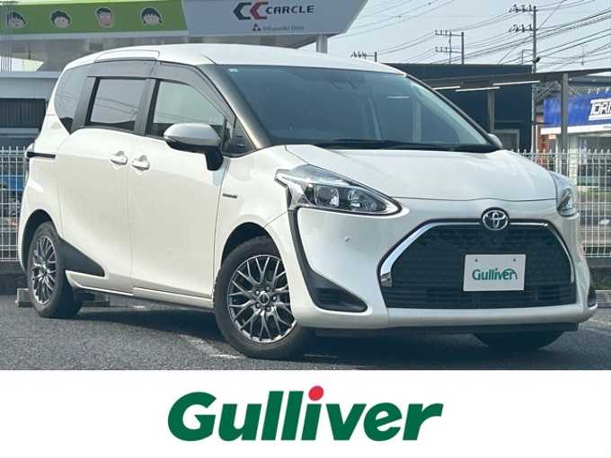 新着情報“シエンタハイブリッド ファンベースG”2019年式ホワイトパールクリスタルシャイン入荷しました！