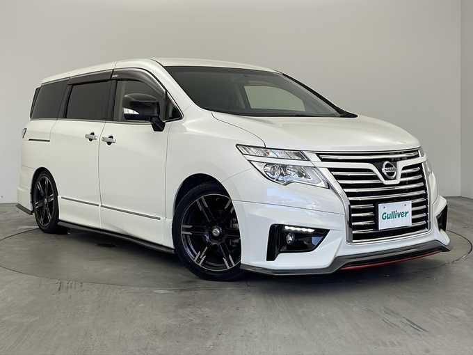 新着情報“エルグランド250ハイウェイスターS”2015年式ブリリアントホワイトパール入荷しました！