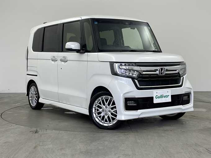 新着情報“Ｎ－ＢＯＸカスタムLターボ”2021年式プラチナホワイトパール入荷しました！