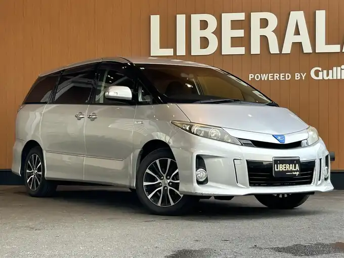 新着情報“エスティマハイブリッドアエラス”2013年式シルバー入荷しました！