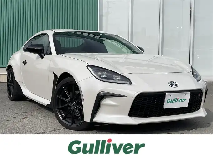 新着情報“ＧＲ８６RZ”2023年式パール入荷しました！