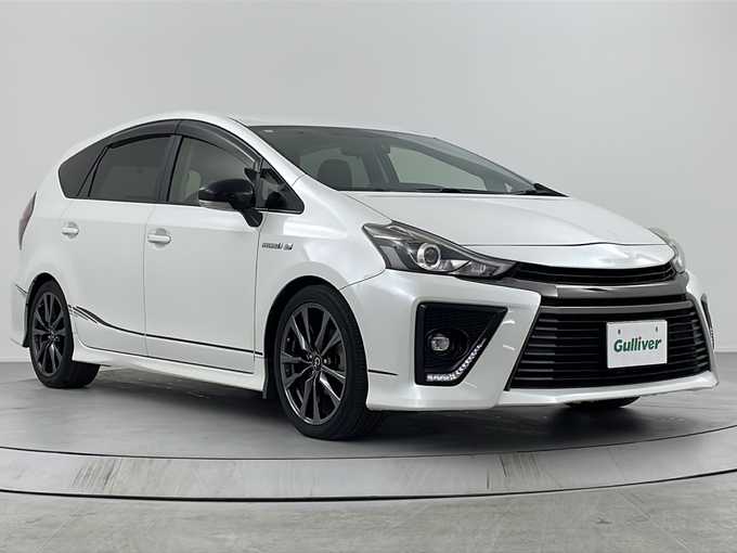 新着情報“プリウスαSツーリングセレクション・G’s”2015年式ホワイトパールクリスタルシャイン入荷しました！