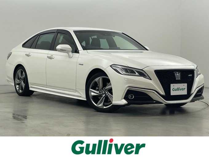 新着情報“クラウンハイブリッドRSアドバンス”2018年式ホワイトパールクリスタルシャイン入荷しました！