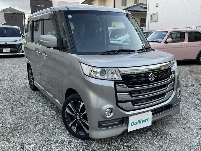 新着情報“スペーシアカスタムＺターボ デュアルカメラブレーキサポート ユーティリティーパッケージ装着車”2017年式スチールシルバーM入荷しました！