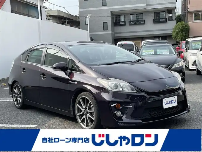 新着情報“プリウスSツーリングセレクション・G’s”2012年式ボルドーマイカメタリック入荷しました！