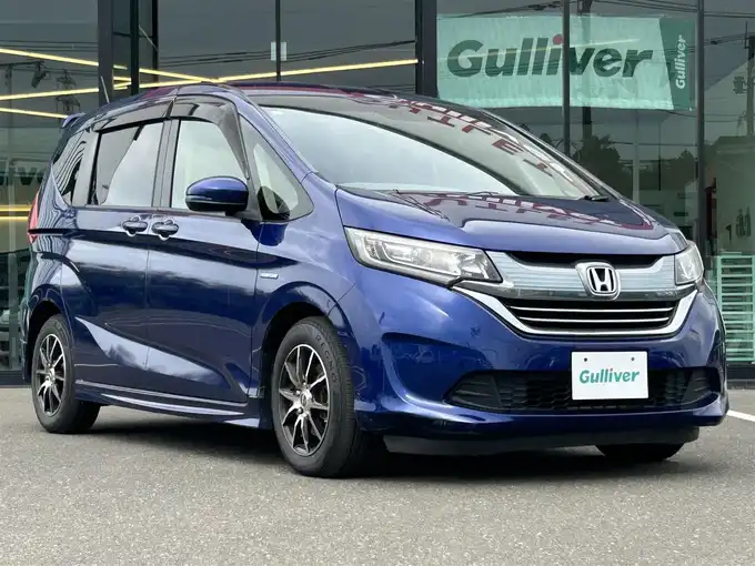 新着情報“フリード＋ハイブリッドハイブリッドG”2016年式コバルトブルーパール入荷しました！