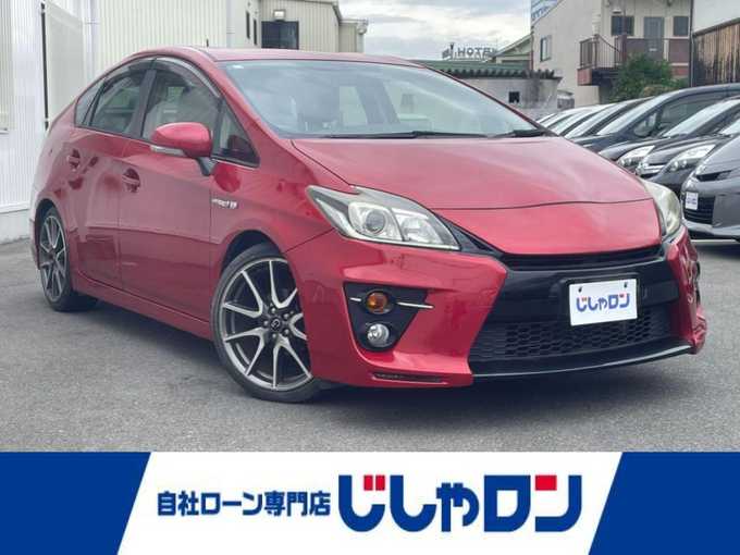 新着情報“プリウスSツーリングセレクション・G’s”2014年式レッドマイカメタリック入荷しました！