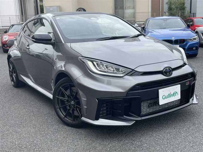 新着情報“ＧＲヤリスRZ ハイパフォーマンス”2024年式グレー入荷しました！