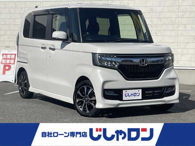 新着情報“Ｎ－ＢＯＸカスタムG・Lホンダセンシング”2018年式プラチナホワイトパール入荷しました！