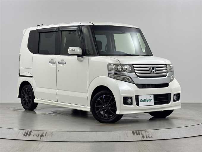 新着情報“Ｎ－ＢＯＸ2トーンカラースタイル G・ターボLパッケージ”2015年式プレミアムホワイトパール入荷しました！