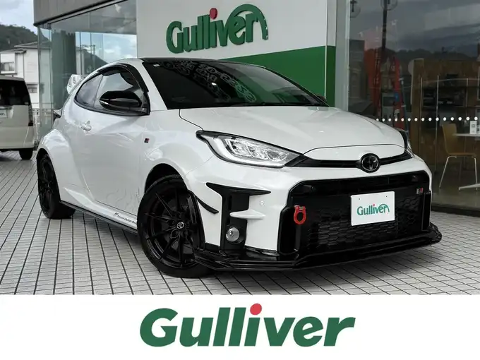 新着情報“ＧＲヤリスRZ ハイパフォーマンス”2020年式プラチナホワイトパールマイカ入荷しました！