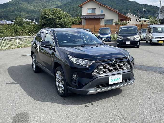新着情報“ＲＡＶ４G Zパッケージ”2021年式アティチュードブラックマイカ入荷しました！
