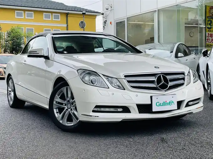 新着情報“Ｅ３５０カブリオレ”2011年式ダイヤモンドホワイト入荷しました！