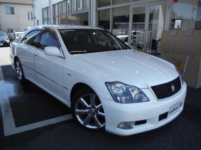 新着情報“クラウンアスリート 60thスペシャルエディション”2006年式パール入荷しました！