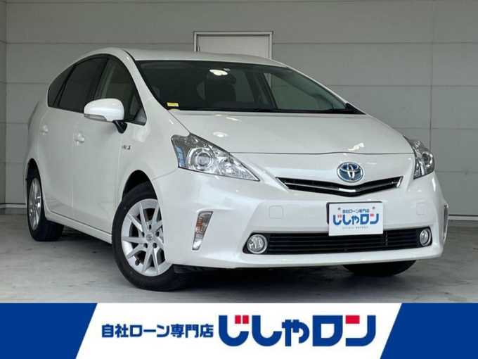 新着情報“プリウスαS”2014年式ホワイトパールクリスタルシャイン入荷しました！