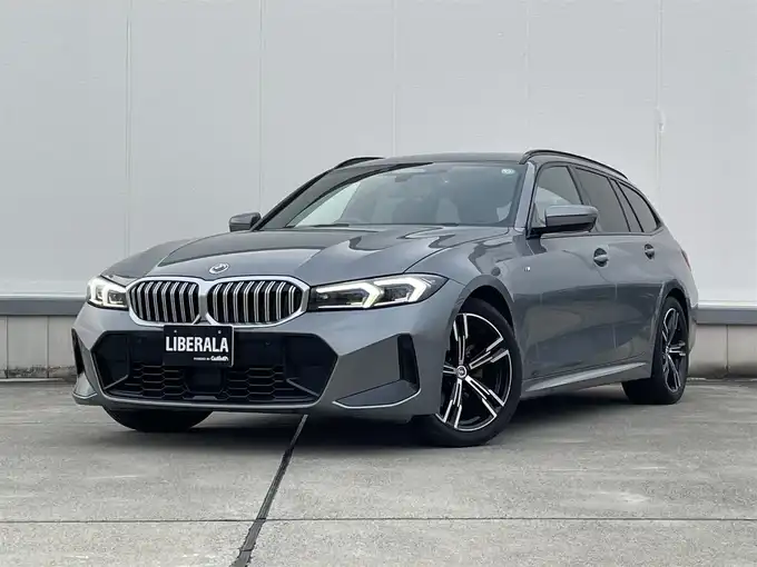 新着情報“３シリーズ320d xDriveツーリング Mスポーツ”2022年式グレー入荷しました！