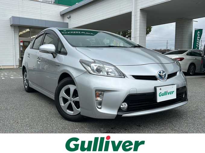 新着情報“プリウスG”2014年式シルバーM入荷しました！