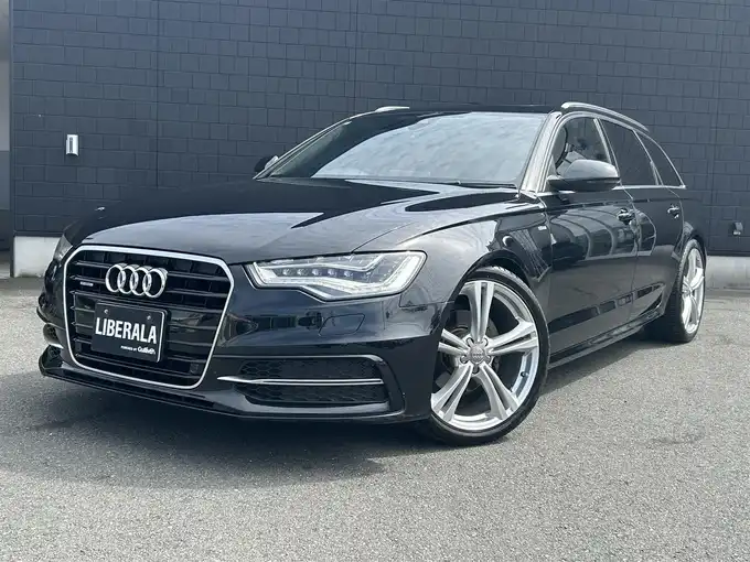新着情報“Ａ６2．8FSIクワトロ”2013年式ブリリアントブラック入荷しました！