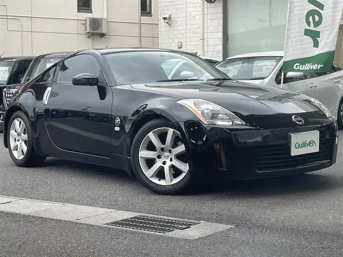 新着情報“フェアレディ Ｚ”2004年式スーパーブラック入荷しました！