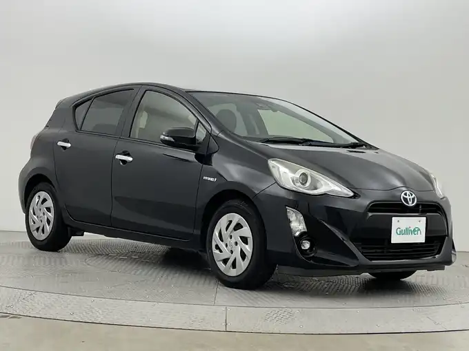 新着情報“アクアSスタイルブラック”2016年式ブラックマイカ入荷しました！