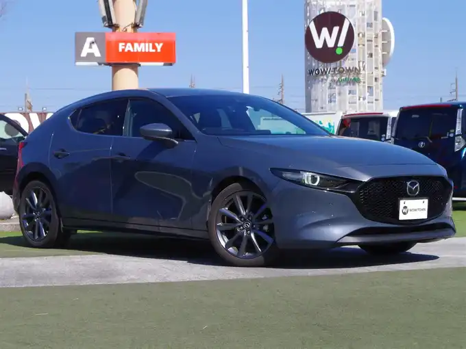 新着情報“ＭＡＺＤＡ３ファストバック20Sプロアクティブ ツーリングセレクション”2022年式ポリメタルグレーM入荷しました！