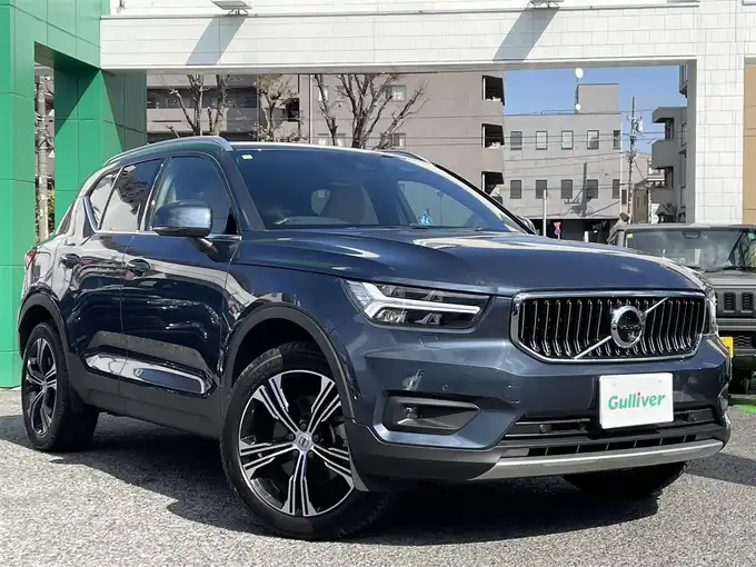 新着情報“ＸＣ４０B4 AWD インスクリプション”2021年式デニムブルーメタリック入荷しました！