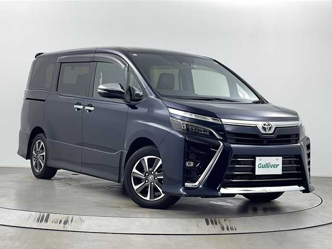 新着情報“ヴォクシーZS 煌Ⅲ”2021年式ブラッキッシュアゲハガラスフレーク入荷しました！