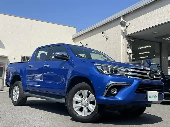 新着情報“ハイラックスZ”2019年式ネビュラブルーM入荷しました！