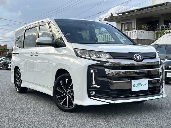 新着情報“ノアS－Z”2022年式ホワイトパールクリスタルシャイン入荷しました！