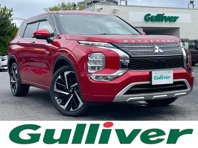 新着情報“アウトランダーＰＨＥＶP”2021年式レッドダイヤモンド入荷しました！