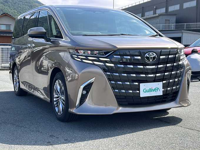 新着情報“アルファードハイブリッドハイブリッド Z”2025年式茶入荷しました！