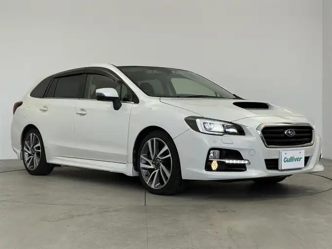 新着情報“レヴォーグ1．6GT－Sアイサイト”2014年式パール入荷しました！