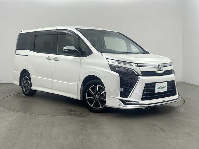 新着情報“ヴォクシーZS 煌Ⅱ”2019年式ホワイトパールクリスタルシャイン入荷しました！