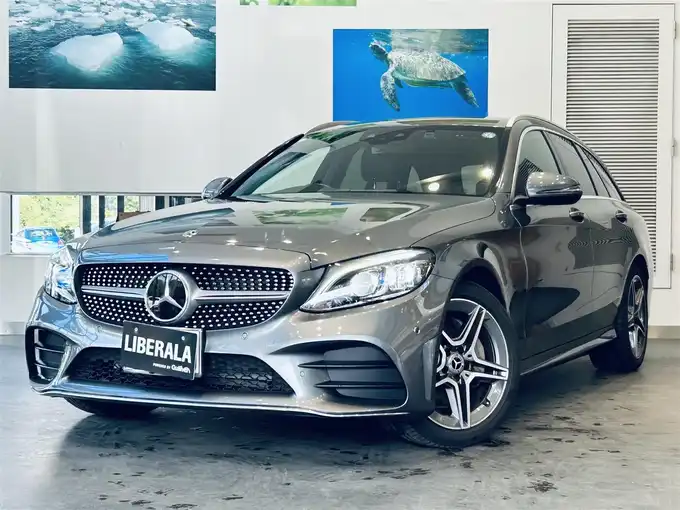 新着情報“ＣクラスステーションワゴンC200 4マチック ステーションワゴン ローレウスエディション”2019年式セレナイトグレー入荷しました！