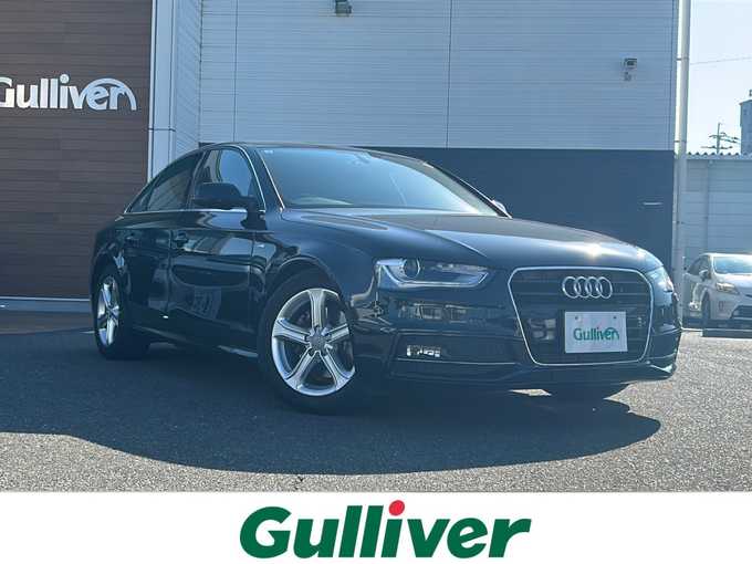 新着情報“Ａ４アバント2．0TFSI”2013年式ファントムブラックパールエフェクト入荷しました！