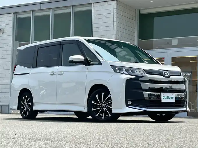 新着情報“ノアハイブリッドS－Z”2024年式ホワイトパールクリスタルシャイン入荷しました！