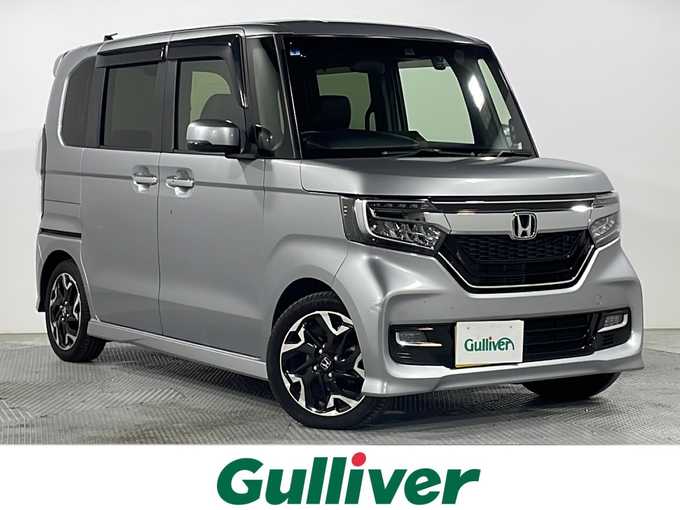 新着情報“Ｎ－ＢＯＸカスタムG・EXターボホンダセンシング”2017年式ルナシルバーM入荷しました！