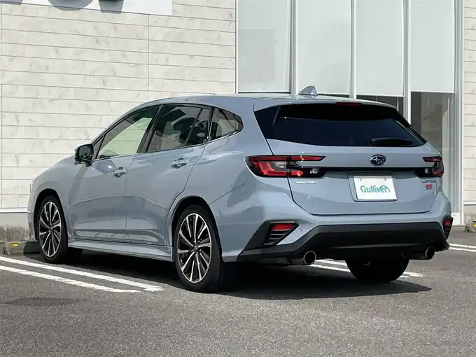 新着情報“レヴォーグSTIスポーツ EX”2021年式クールグレーカーキ入荷