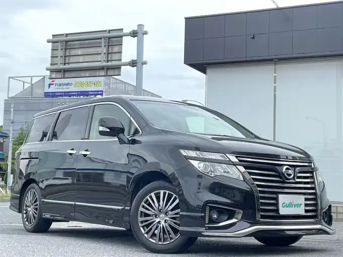 新着情報“エルグランド250ハイウェイスタープレミアムアーバンクロム”2017年式ファントムブラック入荷しました！
