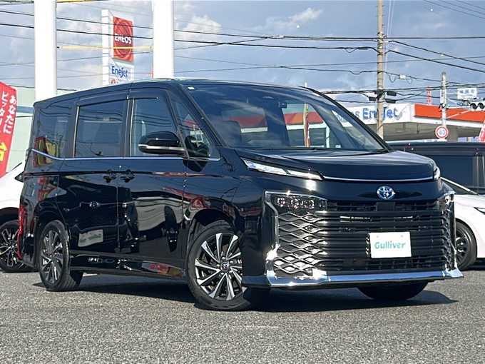 新着情報“ヴォクシーハイブリッドS－Z”2023年式アティチュードブラックマイカ入荷しました！
