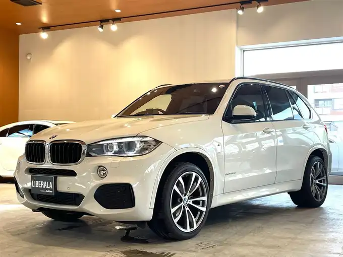新着情報“Ｘ５xDrive 35d Mスポーツ”2014年式アルピンホワイトⅢ入荷しました！