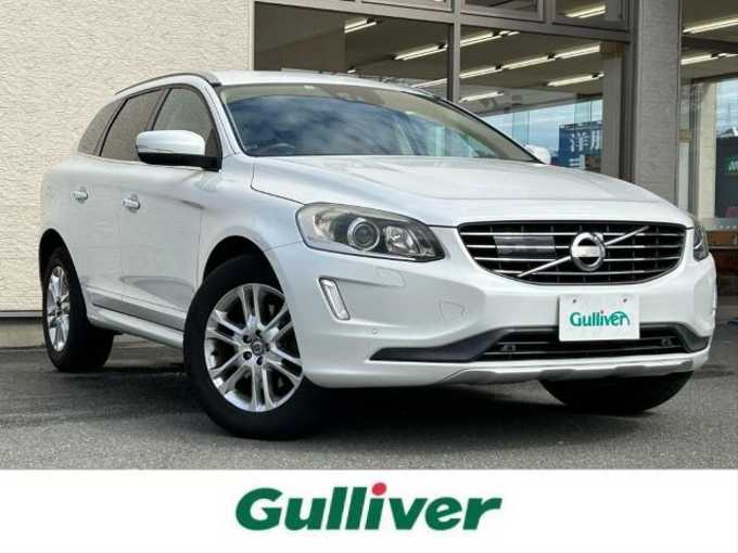 新着情報“ＸＣ６０T5 Rデザイン”2014年式パール入荷しました！