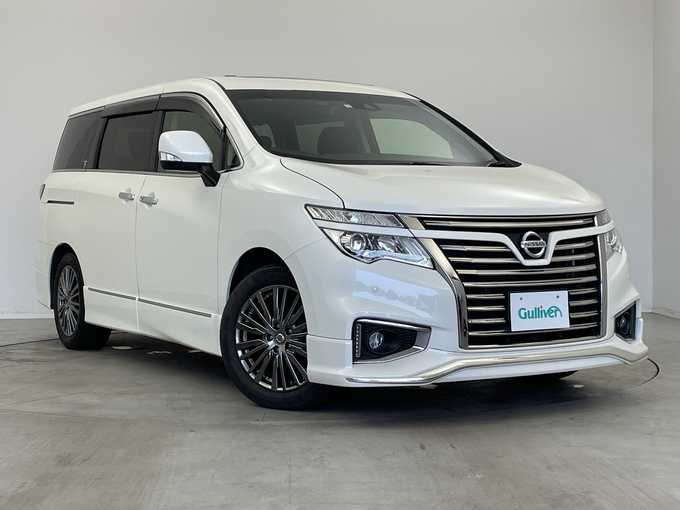 新着情報“エルグランド250ハイウェイスターS アーバンクロム”2020年式ブリリアントホワイトパール入荷しました！
