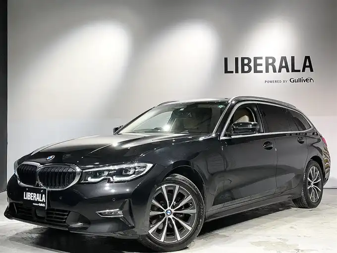 新着情報“３シリーズ320d xDriveツーリング”2020年式サファイアブラックP入荷しました！